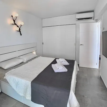 Clubrent - Edf Calpemar, Planta 8, Primera Linea アパート *